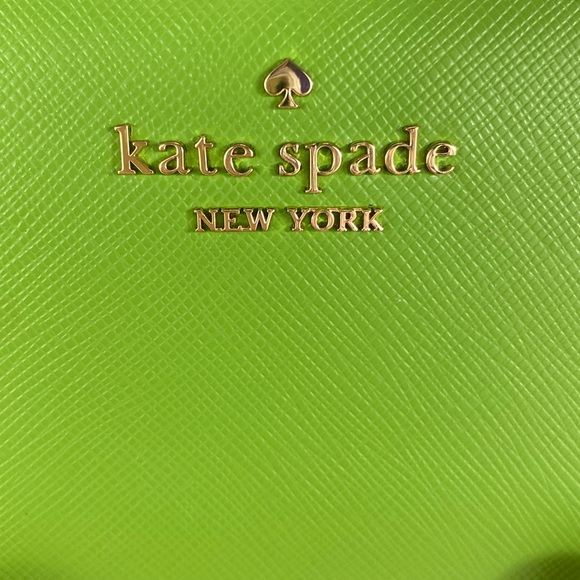 Kate Spade Madison Turtle Green Saffiano Leather Large Slim Bifold Wallet - Picture 4 of 17